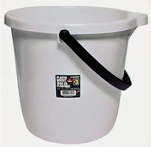 plastic bucket with handle