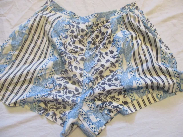 Womens forever 21 contemporary blue paisley shorts sz xs