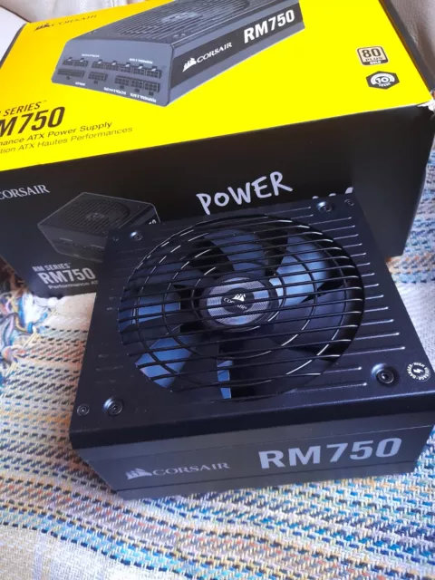 Corsair RM750 750W 80 PLUS Gold Certified Fully Modular PSU Power Supply - BOXED