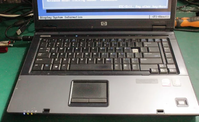 HP 6710B  (non Working Laptop Parts Only) Good for Parts or A Server