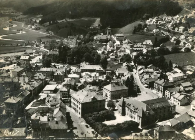 Carte MORTEAU Vue aérienne Au 1er plan Place de l'Hôtel de Ville