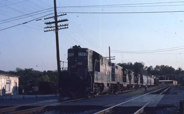 SEABOARD SYSTEM Railroad Train Locomotive 2323 Original 1987 Photo Slide