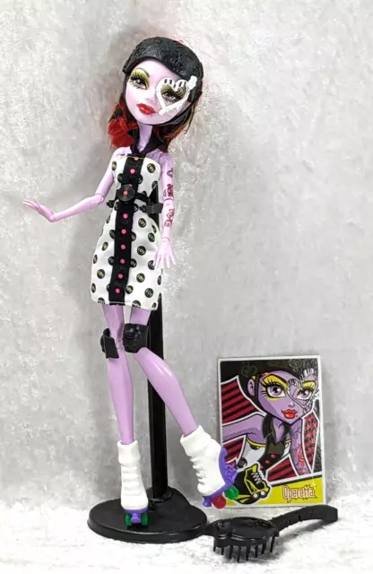 Poupée MONSTER HIGH OPERETTA SKULTIMATE ROLLER MAZE