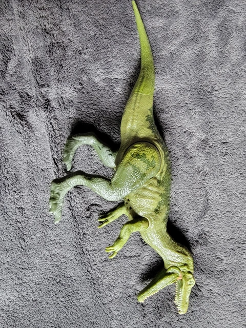 JURASSIC WORLD DINO Rivals Roarivores BARIONYX Dinosauro Verde Mattel 