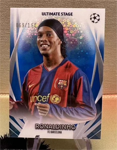 Carte Ronaldinho Topps Finest 2023 The Man Blue 029/150 - FC Barcelona, Édition Limitée Numérotée