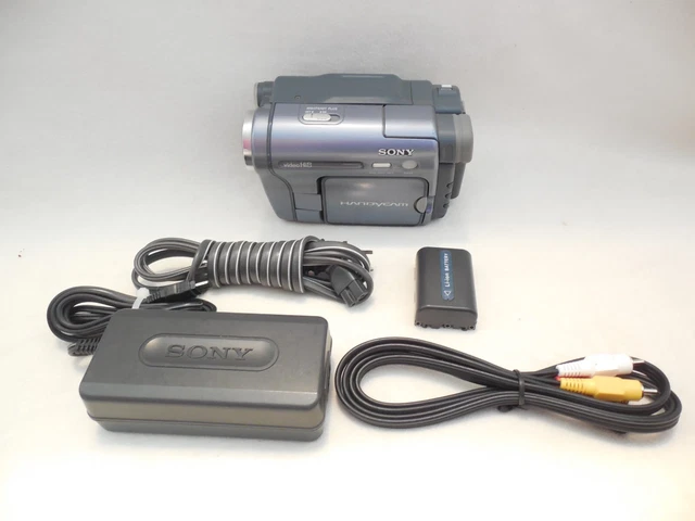 Sony CCD-TRV128 8mm Hi8 Analog Camcorder Bundle VG Condition 90-Day Warranty
