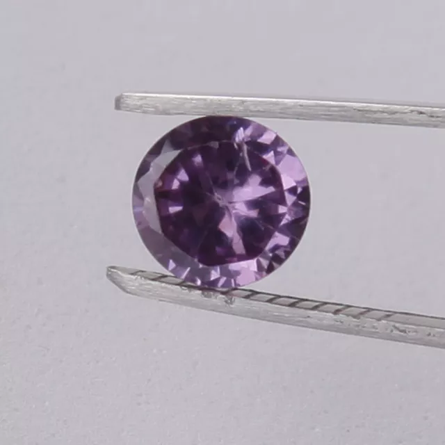 Pietra preziosa sfusa zircone viola taglio diamante 2,30 ct. naturale sbalorditiva