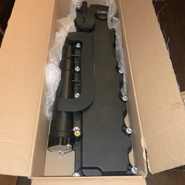 CYLINDER VALVE HEAD Cover ASSY Detroit Diesel A9260100830 MERCEDES BENZ