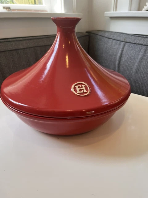 Emile Henry Flame Ceramic 2.1 Quart Tagine / Tahine, Burgundy, Barely Used