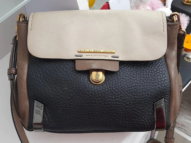 Marc By Marc Jacobs Cross Body Leather Bag Marc By Marc Jacobs Cross Body Leather Bag