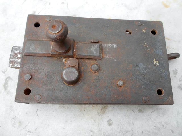 ANCIENNE Serrure de porte fin XIXème solide en Fer forgé avec sa clé