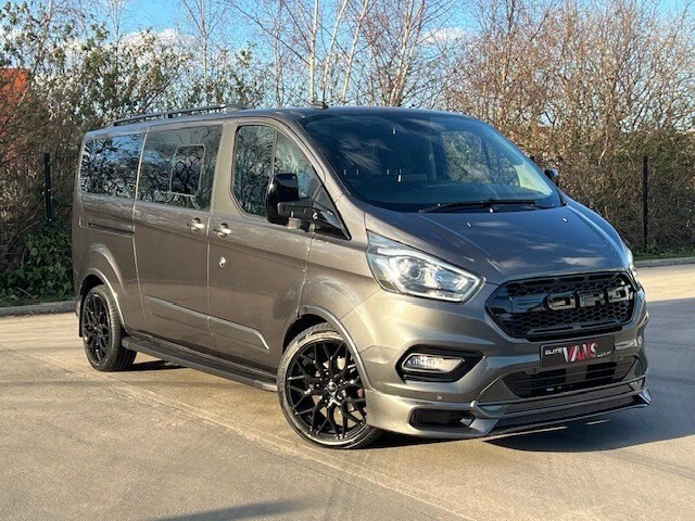 2023 Ford Tourneo Custom Titanium