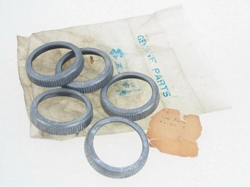 Suzuki T20 TC250 B100P Headlight Head Lamp Bulb Clamp Suzuki 35178-11610 NEW