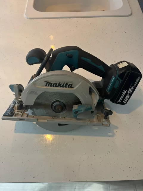 Makita 165mm Brushless Circular Saw - DHS680Z