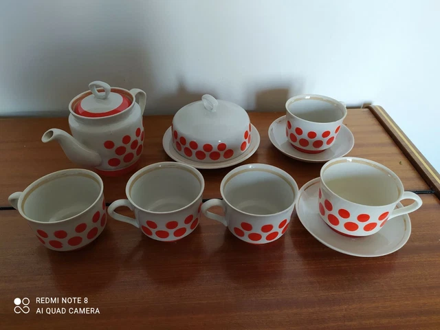 services à café églantine, arcopal année 70, blanche motif floral