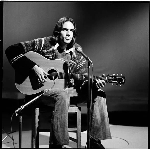 AMERICAN SINGERSONGWRITER JAMES Taylor At Bbc Tv Studio London 3 Old