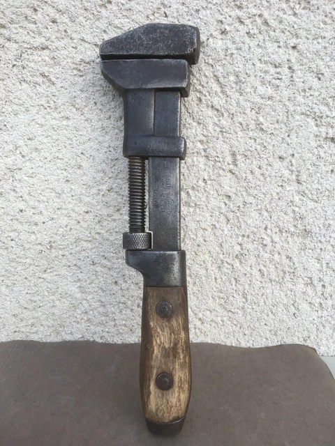 Ancien Français clé, clé métal ancienne, clé à molette, outil ancien, clé de plombier, outil