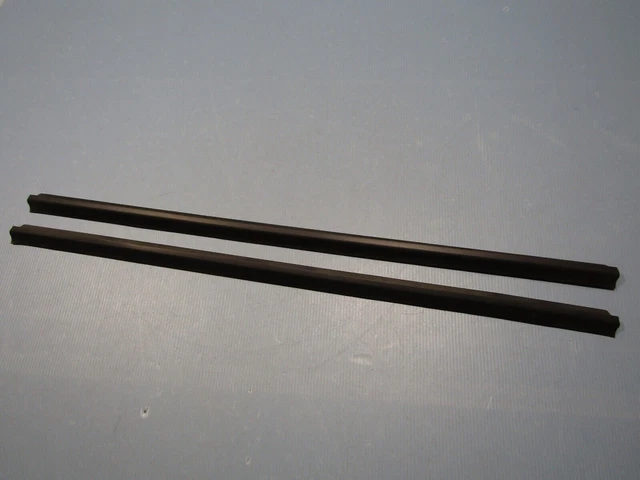 Mercedes W123 W126 Front Right Door Sealing Rail Genuine A1267250365 REF P4-39