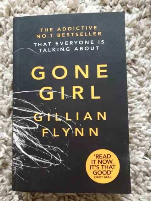 Gone Girl by Gillian Flynn (2013, Paperback)