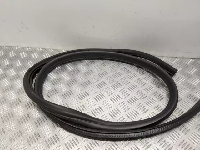 Smart Forfour 2005 Door Rubber Seal (fits On Body Of Car) Rear Passenger