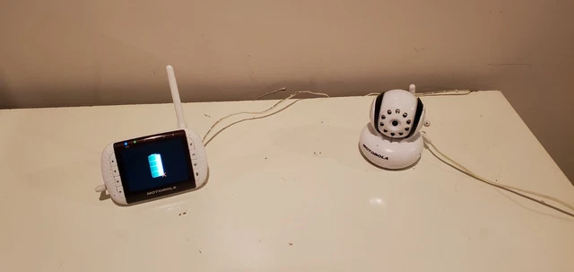 Motorolla Baby Monitor And Camera With Power Adapters MBP36BU
