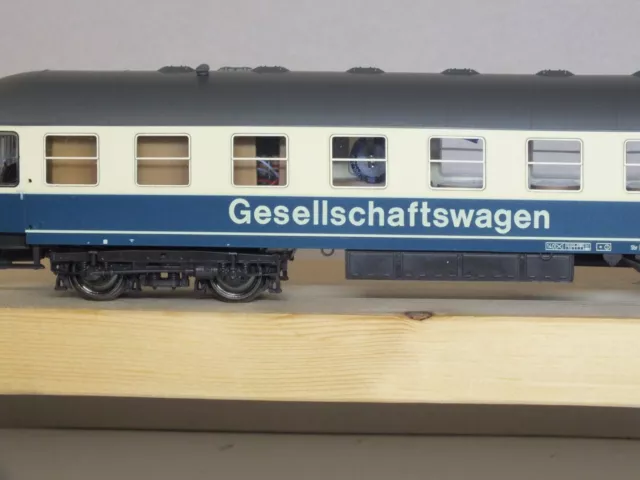 Roco 2-Set Schnellzugwagen, Gesellschaftswagen u.Packwagen H0 blau/beige