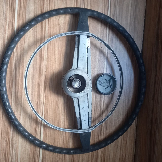 steering wheel  Chevrolet CHEVY deluxe  51 52 1951 1952 original 3