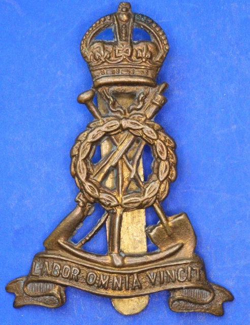 ww1-royal-pioneer-corps-officer-s-cap-badge-labor-omnia-vincit-31755