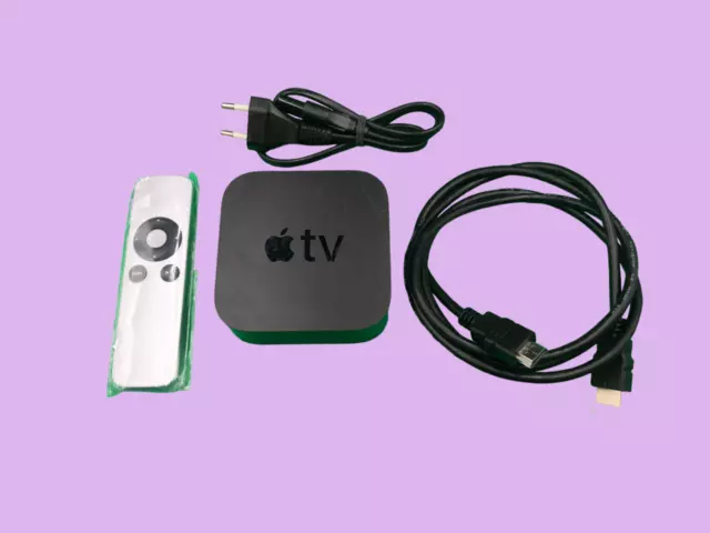 Apple TV A1842 64GB 4K Ultra HD Streaming Avec Siri Télécommande Et Accessoires