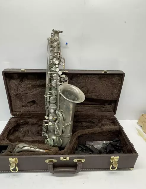 Antigua Winds Alto Saxophone w/ Case