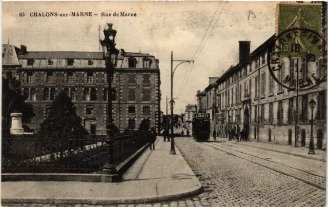 CPA CHALONS-sur-MARNE Rue de MARNE (491022)
