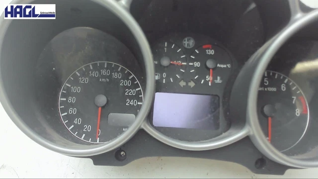 Tableau de bord et compteur moto de piste