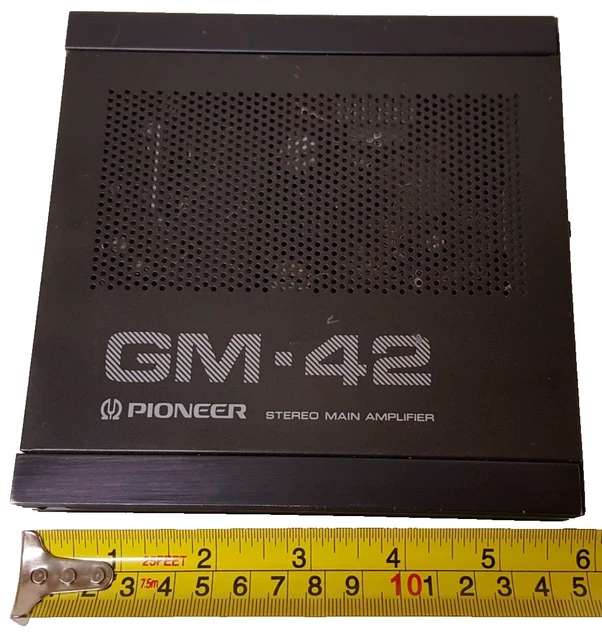 PIONEER GM-4000 12V car van amplifier amp 200W x 2/400W x 1 PIONEER GM-4000 12V car van amplifier amp 200W x 2/400W x 1