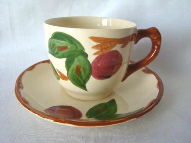Juego de tazas y platillos de manzana pintados a mano FRANCISCAN de colección, marca de TV