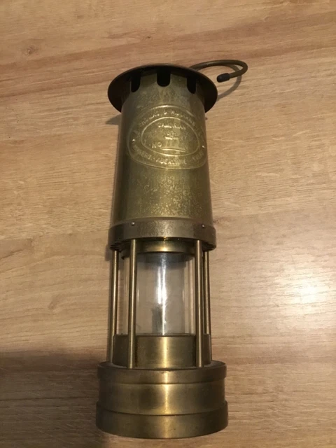E THOMAS & WILLIAMS LTD MAKERS ABERDARE BRASS MINERS LAMP  No 232538