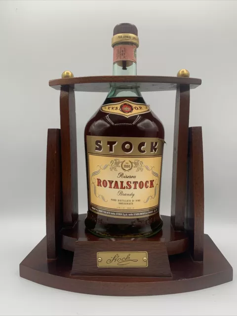 Stock Riserva Royalstock Brandy Puro Distillato Di Vino con Versatore 1,5 Litri