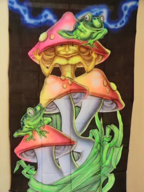 185 x 115 cm UV Tuch Airbrush Wandbehang Frog Gnom Frosch Pilz Alien Mushroom