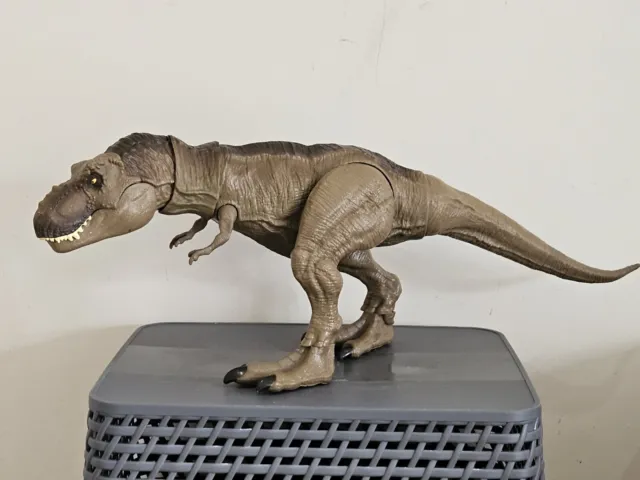 Jurassic World T Rex Bite N Fight Tyrannosaurus Rex 18" Figure Toy Large 2017