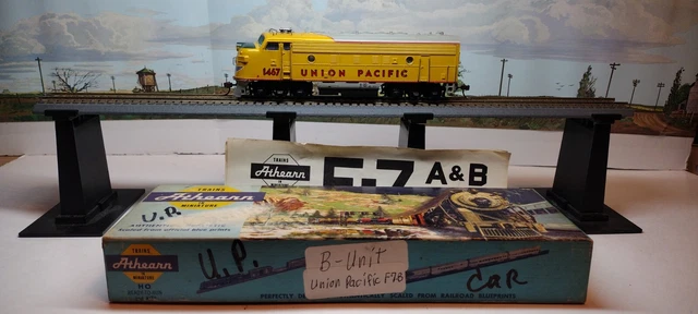 Athearn HO Train Custom Union Pacific EMD EMD F7A Dummy Diesel Locomotive