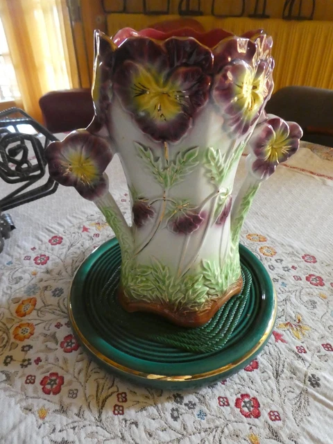 Grand vase en barbotine à fleurs ART NOUVEAU - Le palais des bricoles