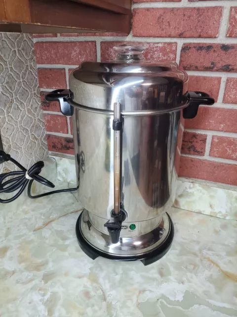 Best Buy: DeLonghi 50-Cup Coffee Urn Silver DCU500T
