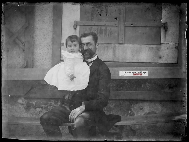 Plaque De Verre Photo Ancienne 9x12 Cm - Scène De Vie Familiale - Négatif Noir Et Blanc - France 1900-1939