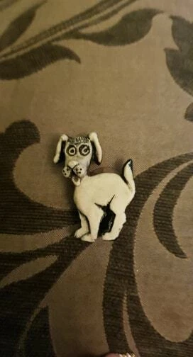 Sign With Sucker Dog Figurine Good Condition 5.5CM X 3.5 CM