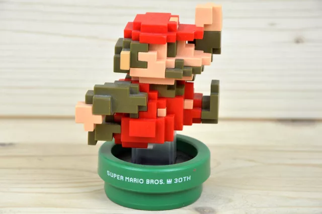 Wii U - Amiibo - Super Mario Bros. 30th Anniversary: Mario Classic Color