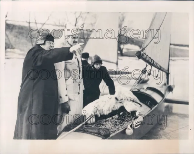1940 King Christian X With Ice Yacht Roskilde Fjord Denmark Press Photo