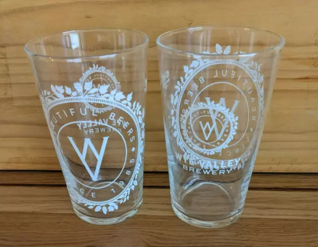 Pair of Wye Valley Pint Glasses Brand New