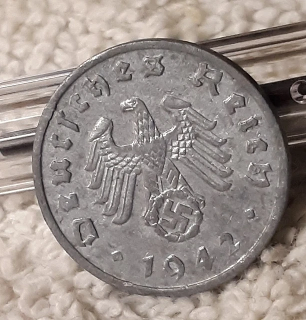 One 1942 WW2  1 Reichspfennig ~ German ~ WWII ~  Circulated Coin With Flaws 3