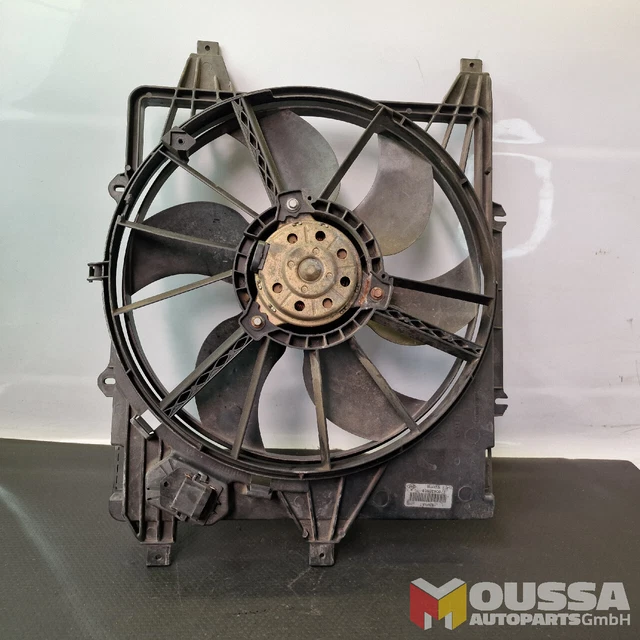 Renault Clio II 2003 Ventilatore di raffreddamento radiatore resistenza ventola D7F (726) 7701045816