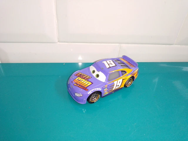 BAC4 Voiture métal Mattel Cars Disney Pixar bobby swift 19 octane gain
