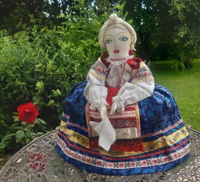 Trachten Puppe Teekannen Samowar Wärmer Russland USSR  Handarb. Souvenir Sammler